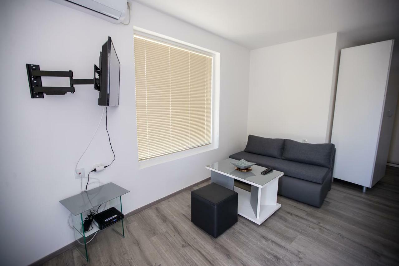 View Topia Apartment *